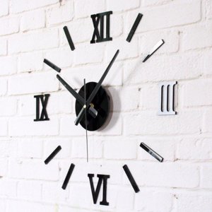 Samolepilna stenska ura z rimskimi številkami